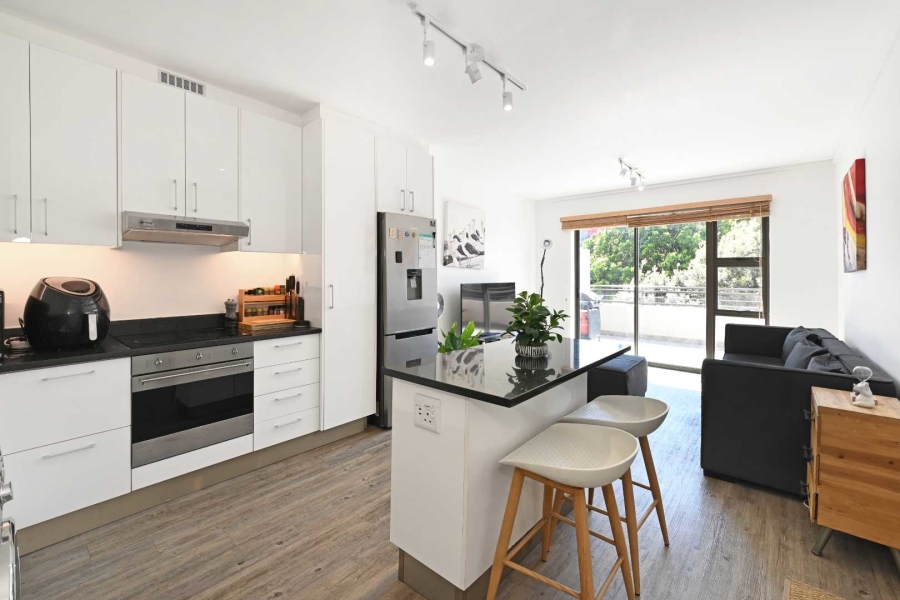 2 Bedroom Property for Sale in Zonnebloem Western Cape